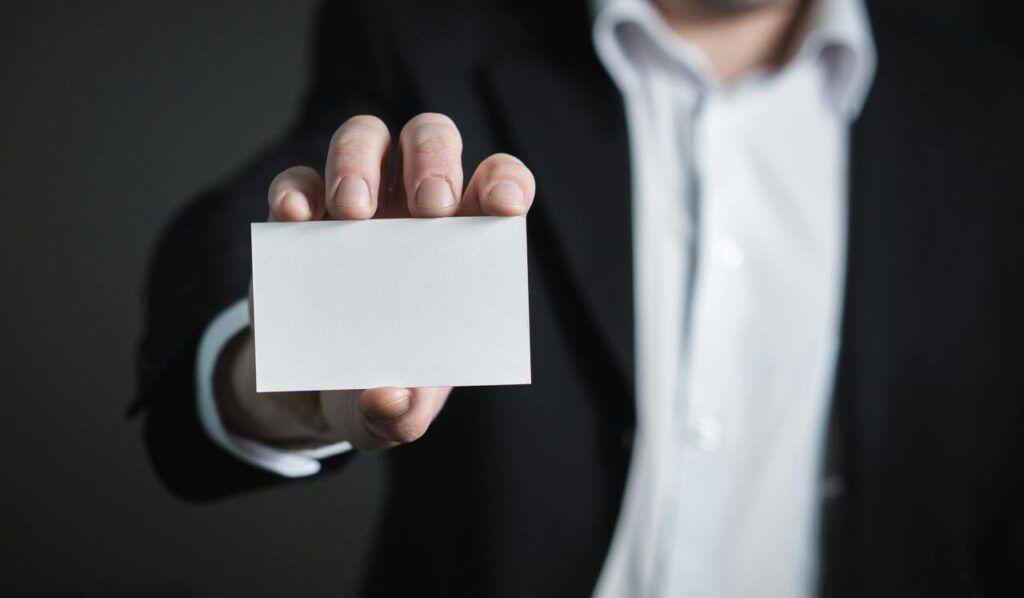 imagen post la tecnica de las tarjetas de visita como conseguir clientes en eventos